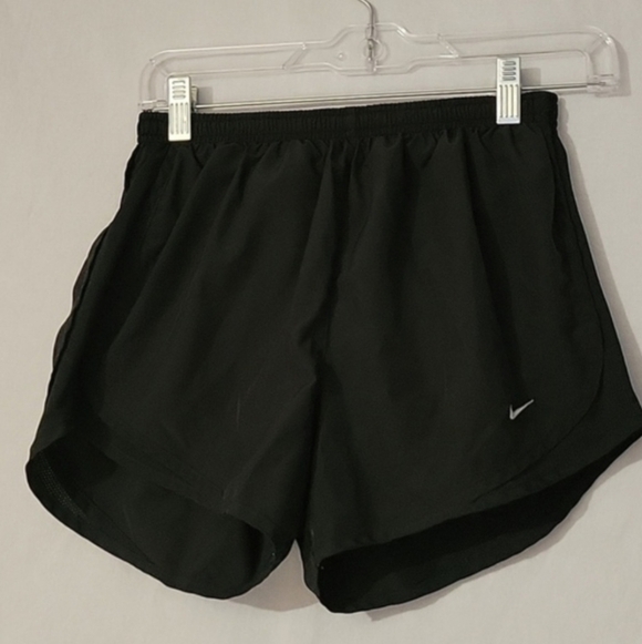Nike Small Black Shorts - Picture 2 of 4